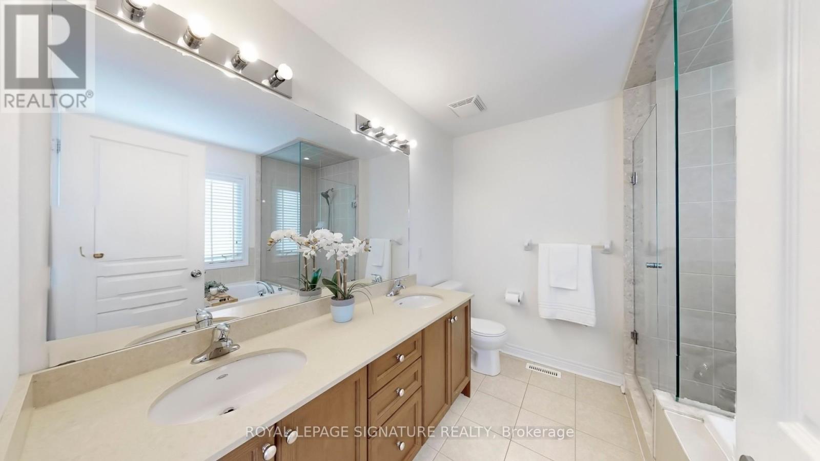 23 Frederick Stamm Crescent, Markham, Ontario  L6C 0X2 - Photo 8 - N12565628