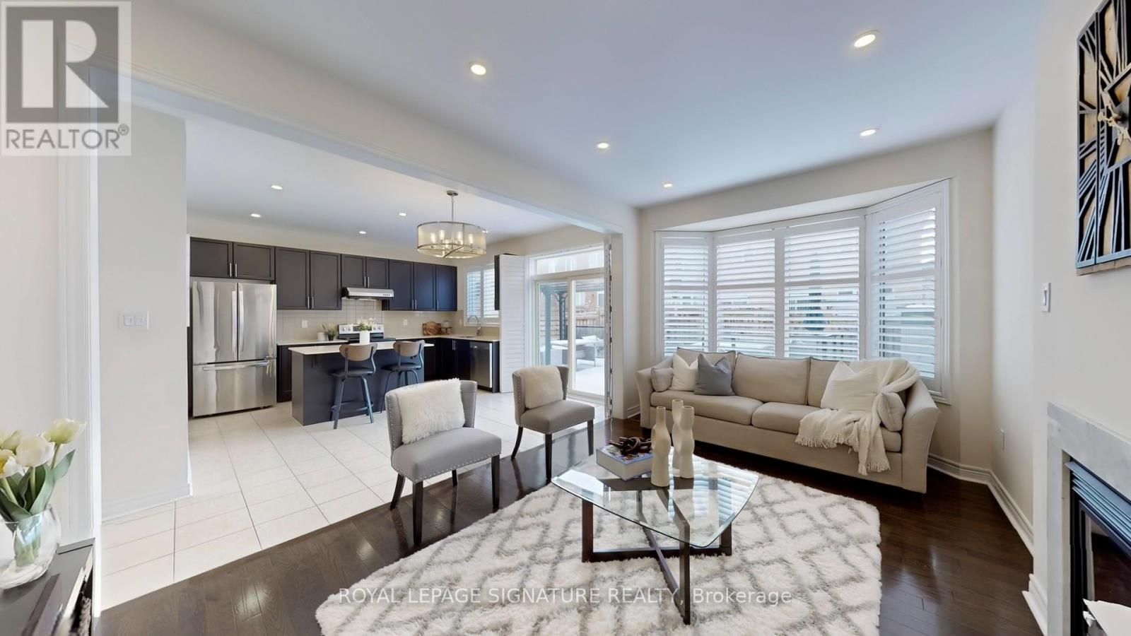 23 Frederick Stamm Crescent, Markham, Ontario  L6C 0X2 - Photo 5 - N12565628