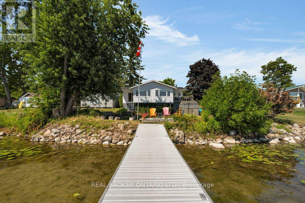 1909 Woods Bay Road, Severn, Ontario  L3V 0V7 - Photo 34 - S12361939