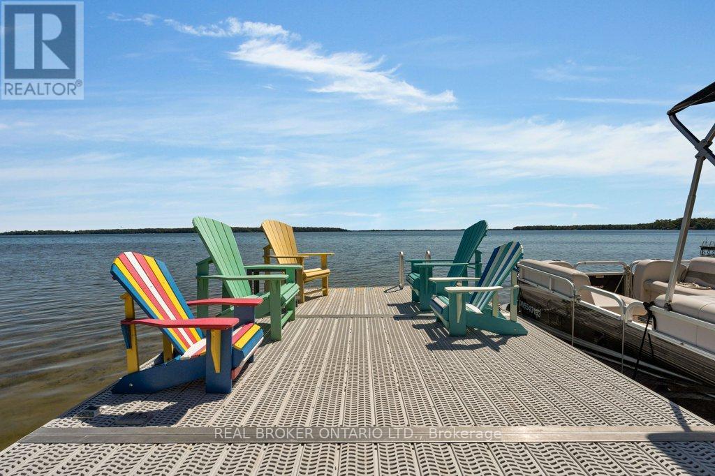 1909 Woods Bay Road, Severn, Ontario  L3V 0V7 - Photo 5 - S12361939