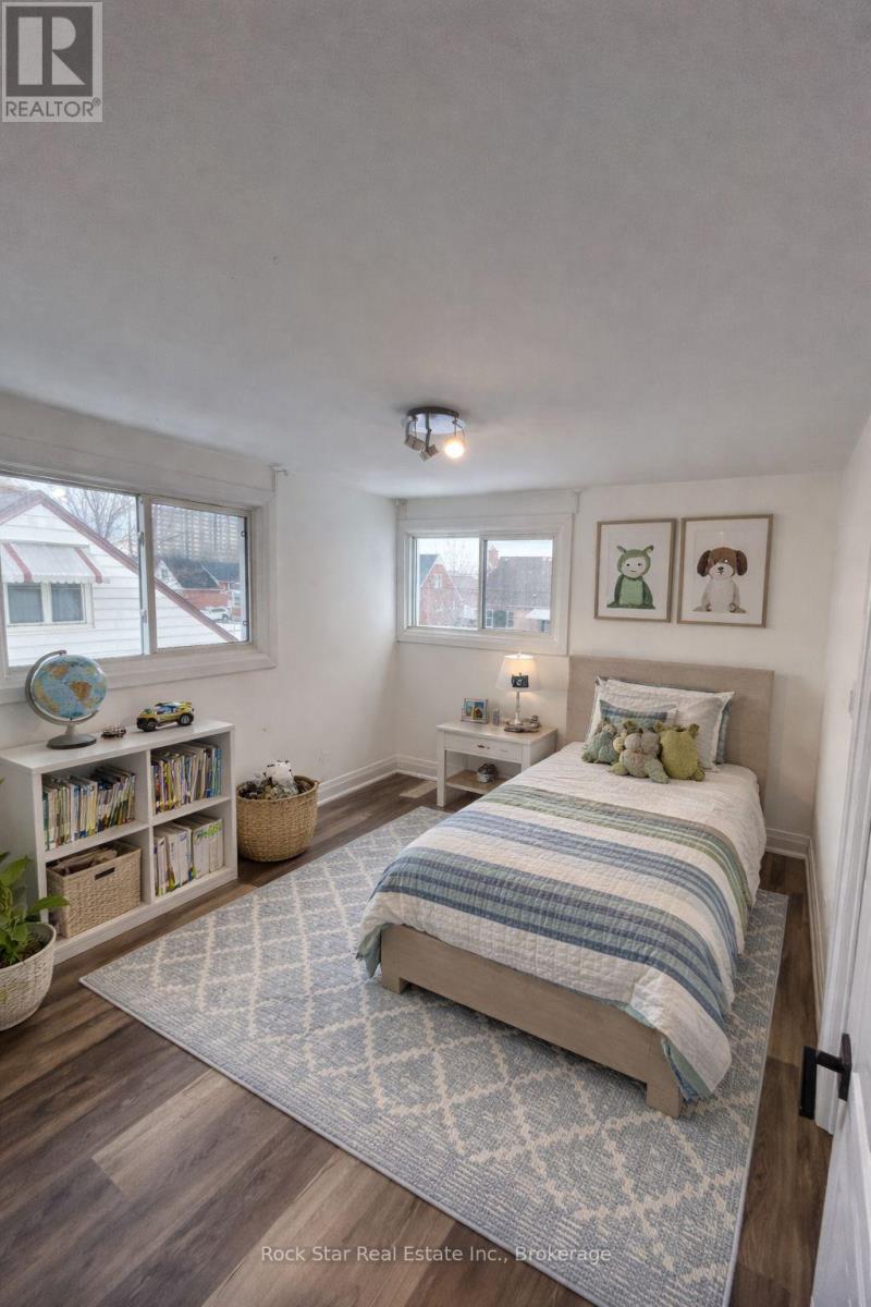 30 West 1st Street, Hamilton, Ontario  L9C 3B8 - Photo 15 - X12604206