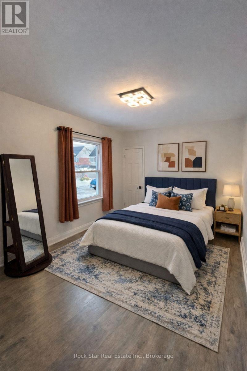 30 West 1st Street, Hamilton, Ontario  L9C 3B8 - Photo 9 - X12604206