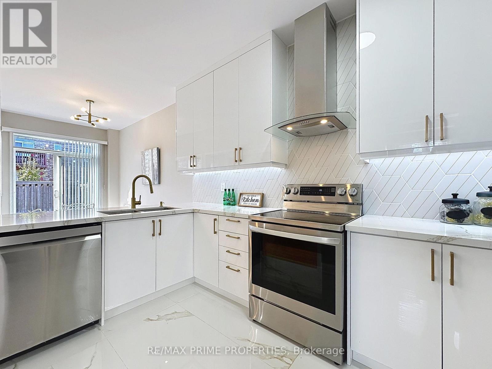 117 Big Hill Crescent, Vaughan, Ontario  L6A 4K7 - Photo 10 - N12643524