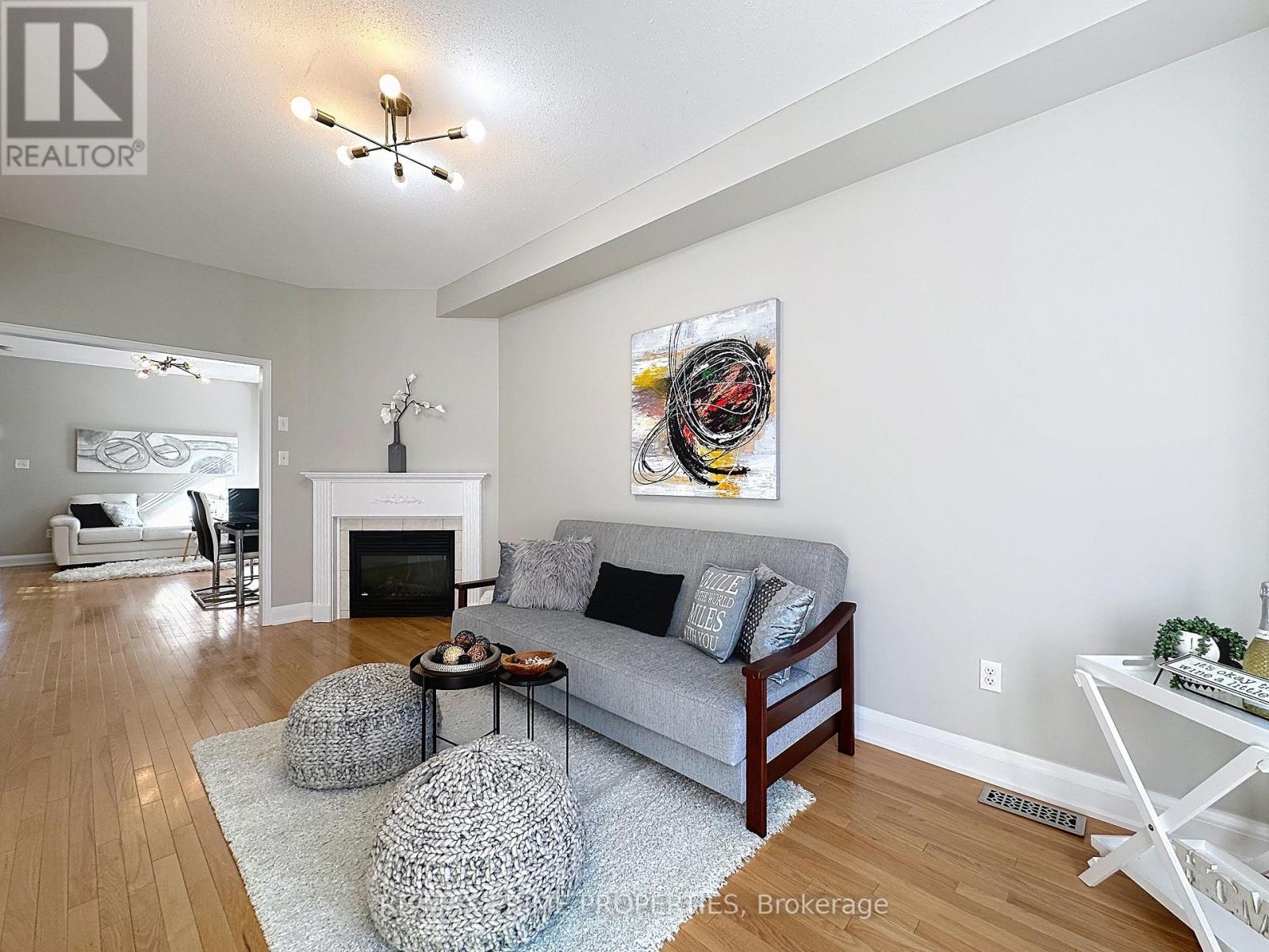 117 Big Hill Crescent, Vaughan, Ontario  L6A 4K7 - Photo 8 - N12643524