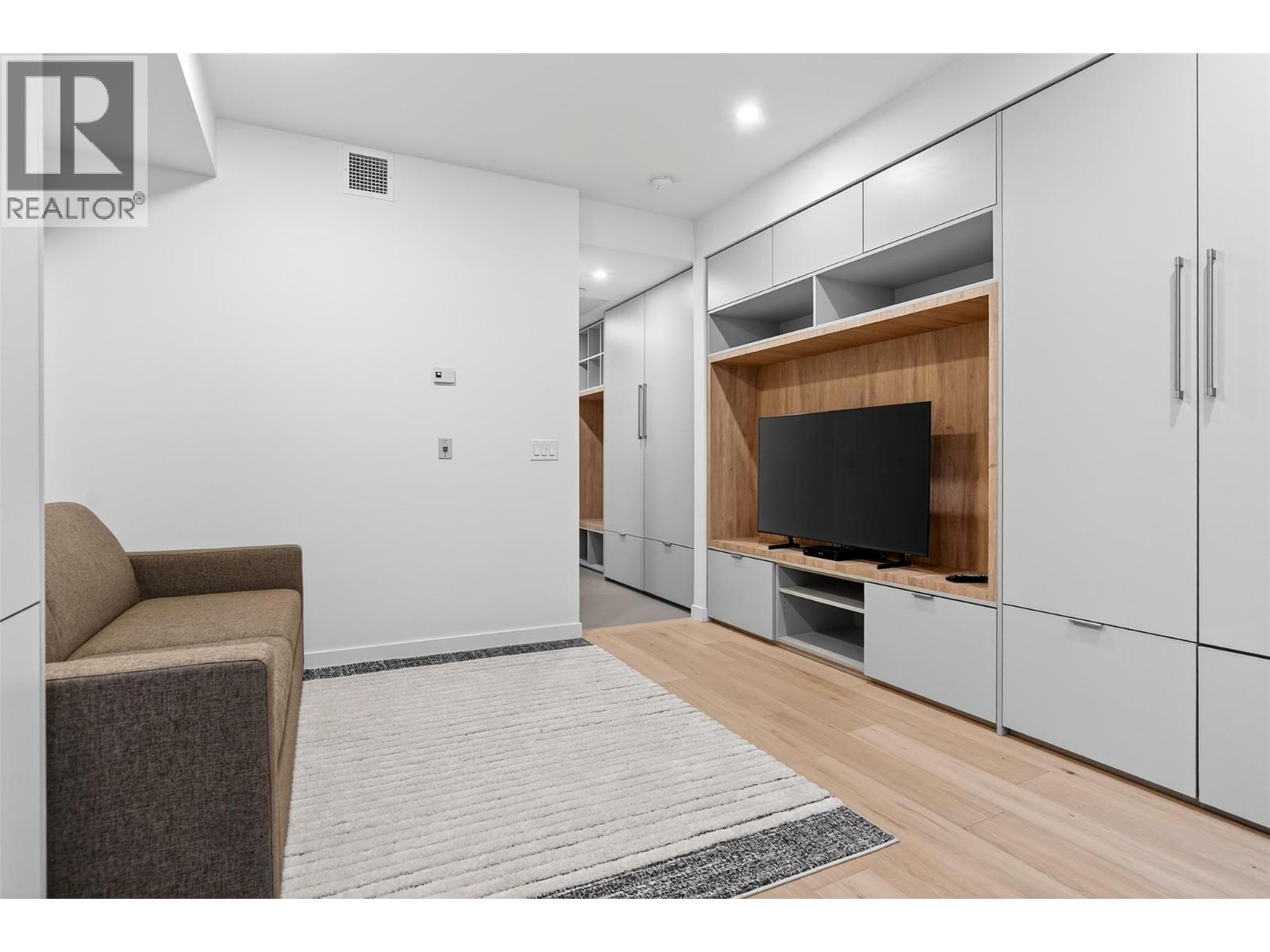 4280 Red Mountain Road Unit# 109, Rossland, British Columbia  V0G 1Y0 - Photo 15 - 10371386