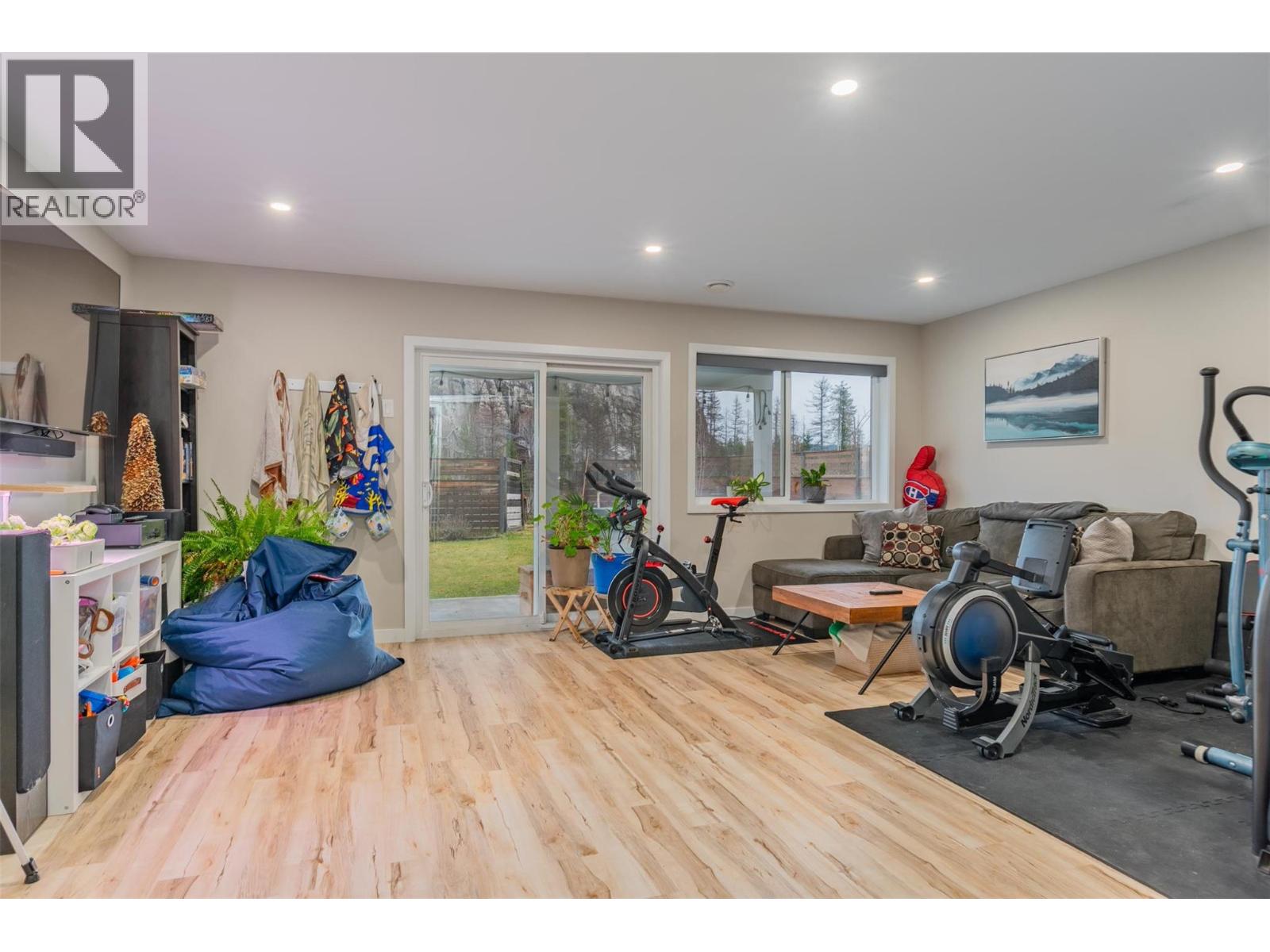 3921 Grandview Drive, Castlegar, British Columbia  V1N 4X9 - Photo 16 - 10371384