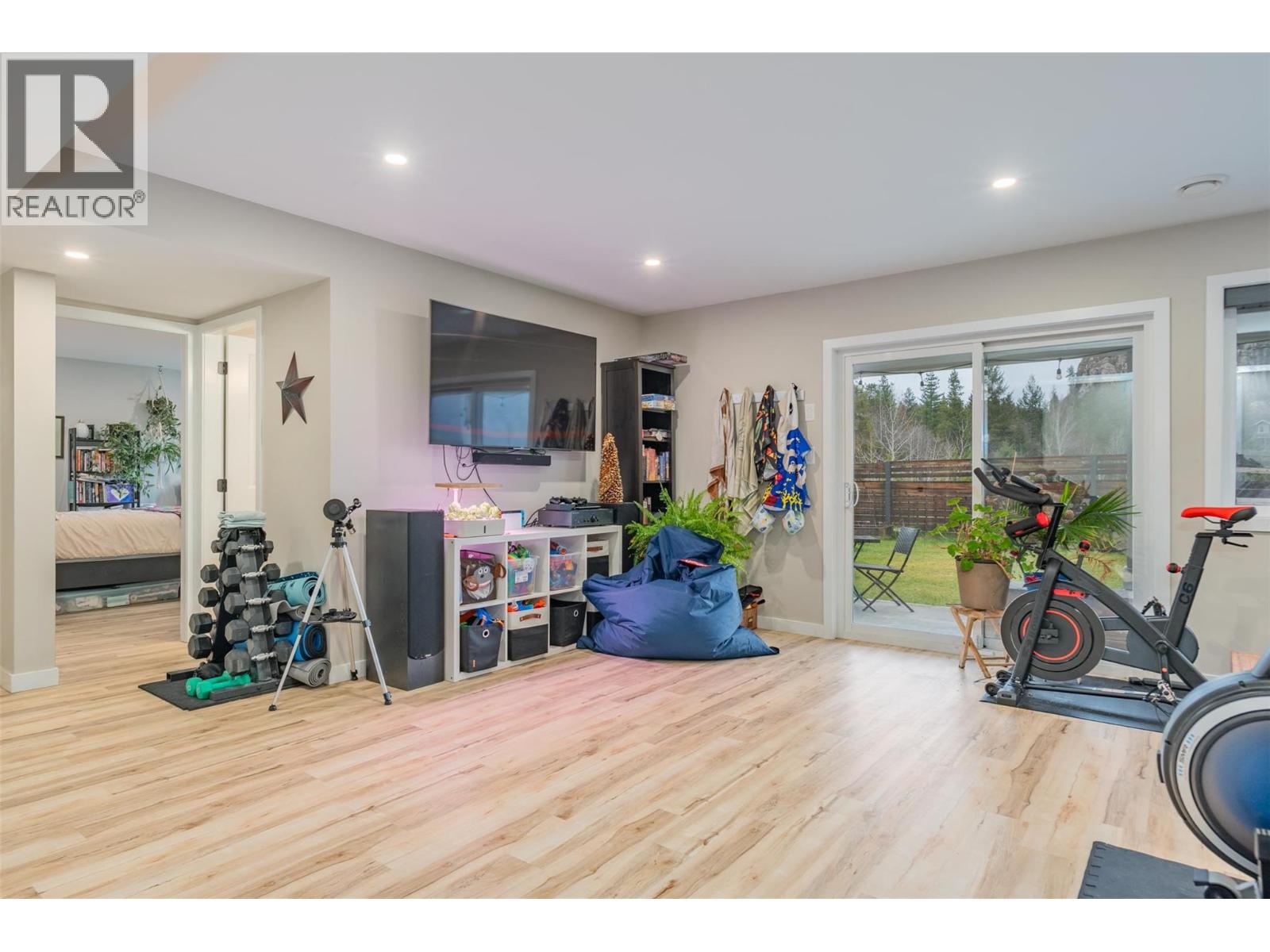 3921 Grandview Drive, Castlegar, British Columbia  V1N 4X9 - Photo 19 - 10371384