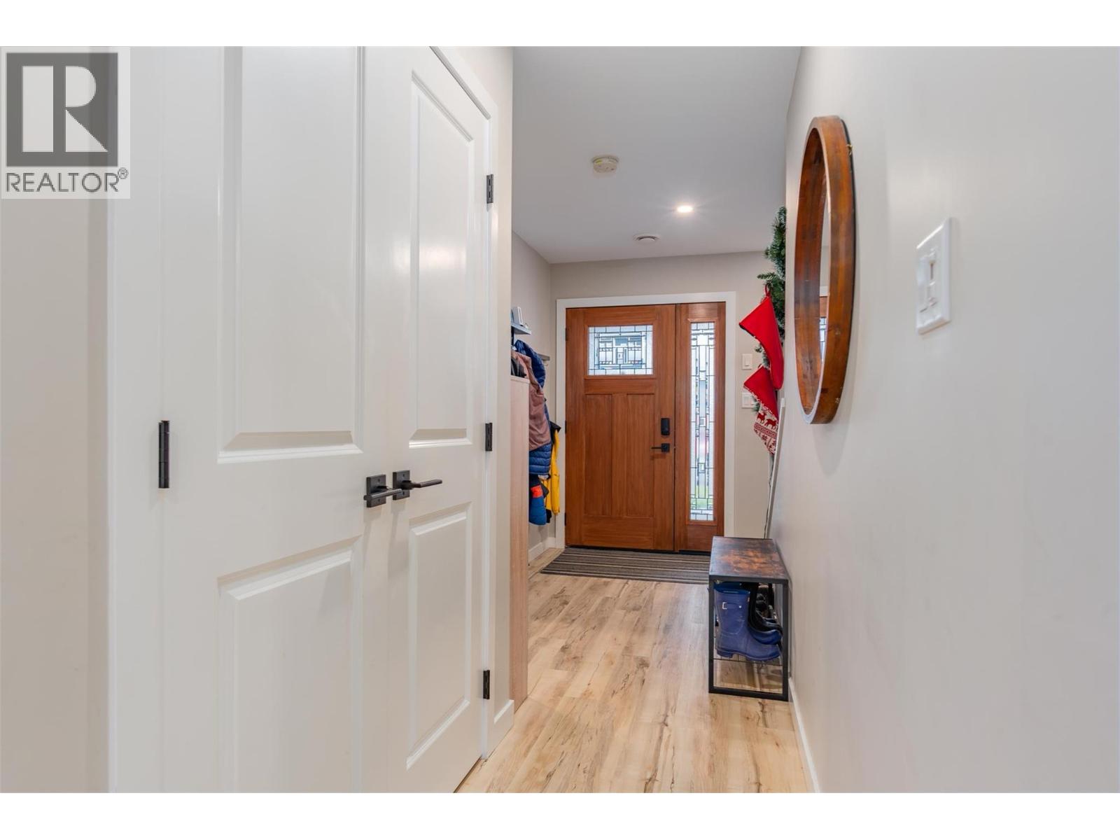 3921 Grandview Drive, Castlegar, British Columbia  V1N 4X9 - Photo 26 - 10371384