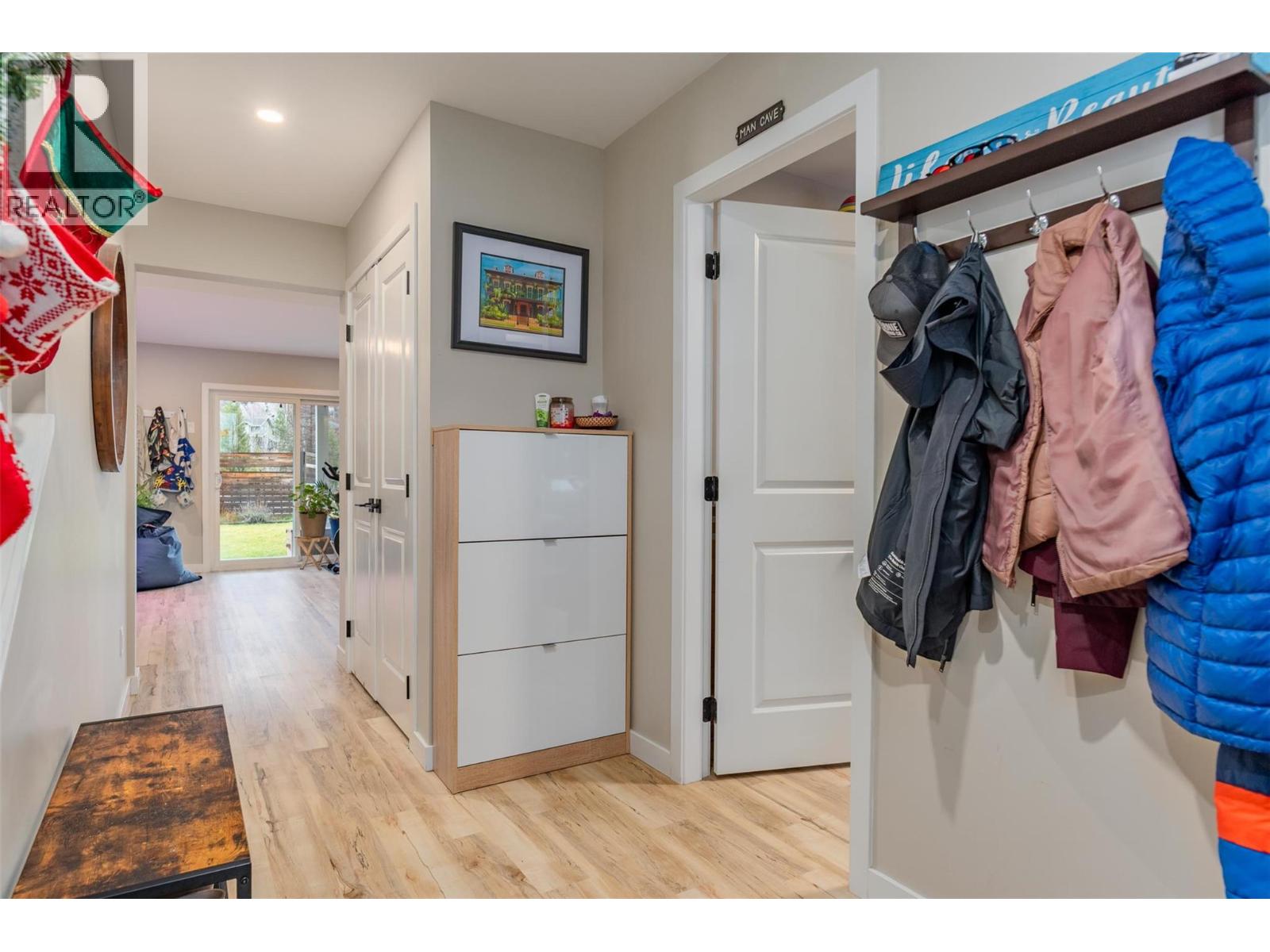 3921 Grandview Drive, Castlegar, British Columbia  V1N 4X9 - Photo 30 - 10371384