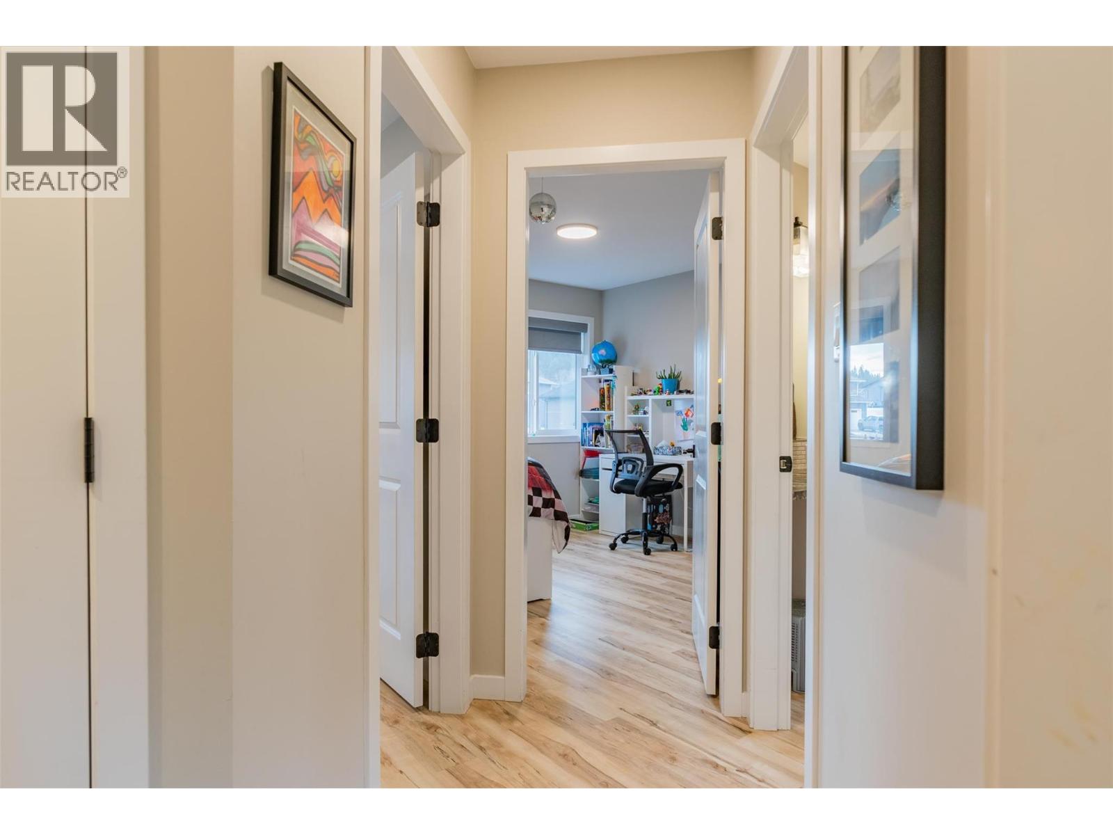 3921 Grandview Drive, Castlegar, British Columbia  V1N 4X9 - Photo 44 - 10371384