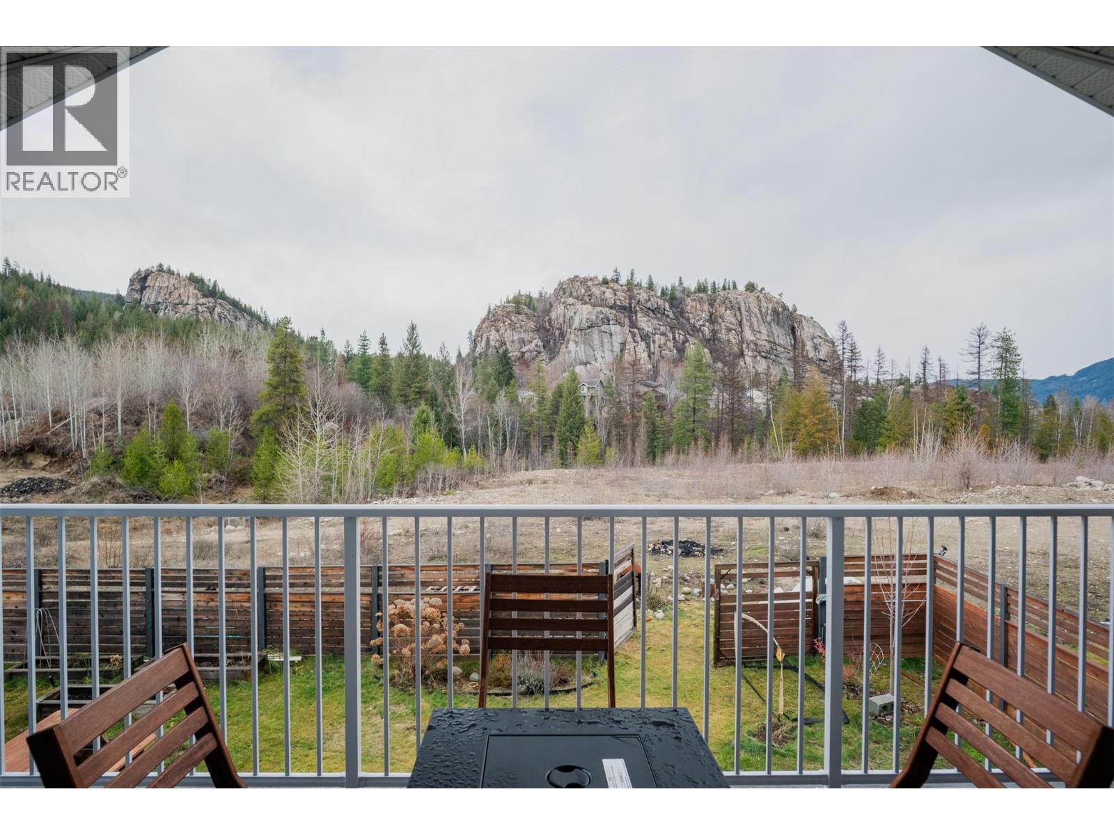 3921 Grandview Drive, Castlegar, British Columbia  V1N 4X9 - Photo 55 - 10371384