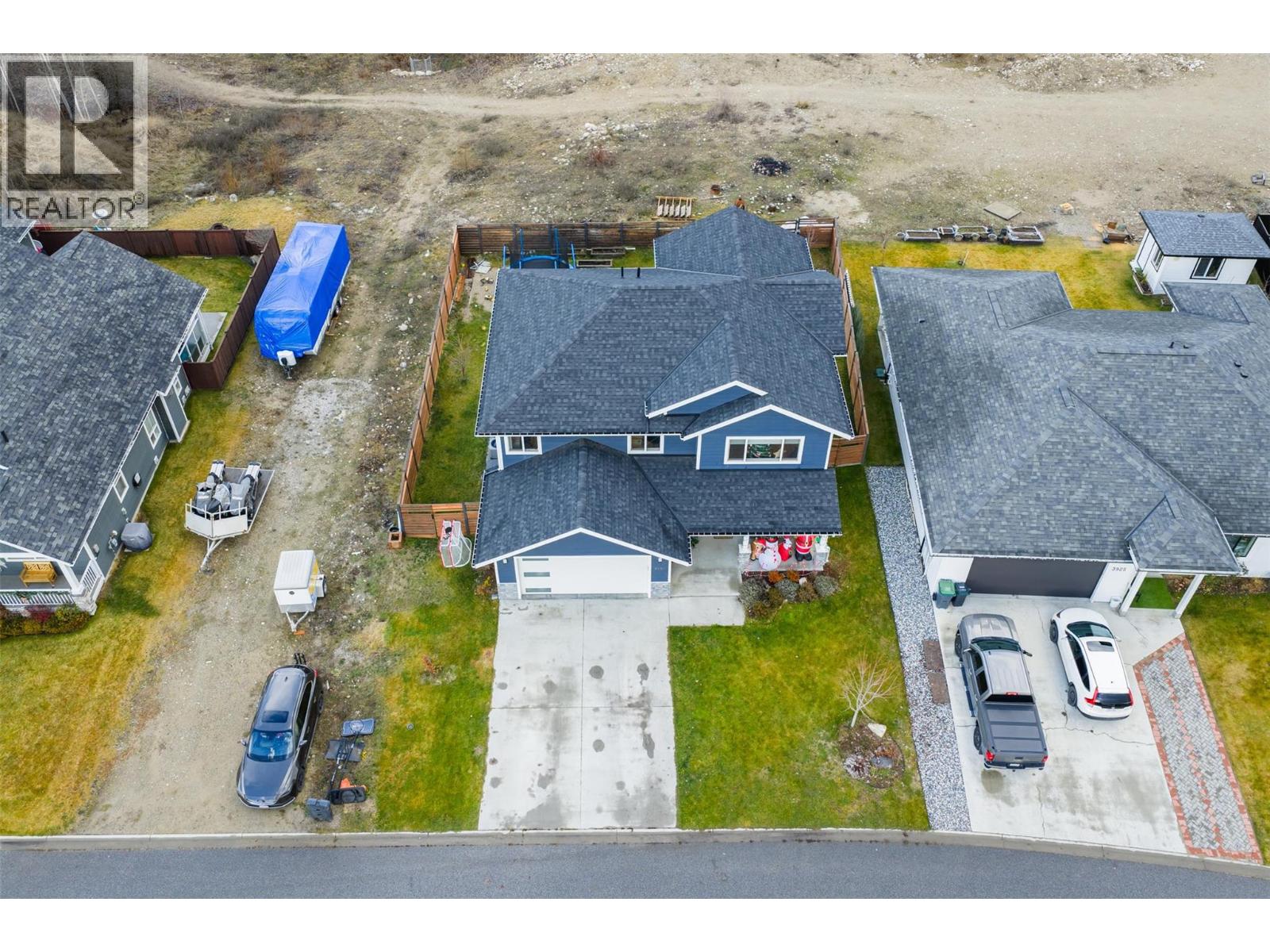 3921 Grandview Drive, Castlegar, British Columbia  V1N 4X9 - Photo 6 - 10371384