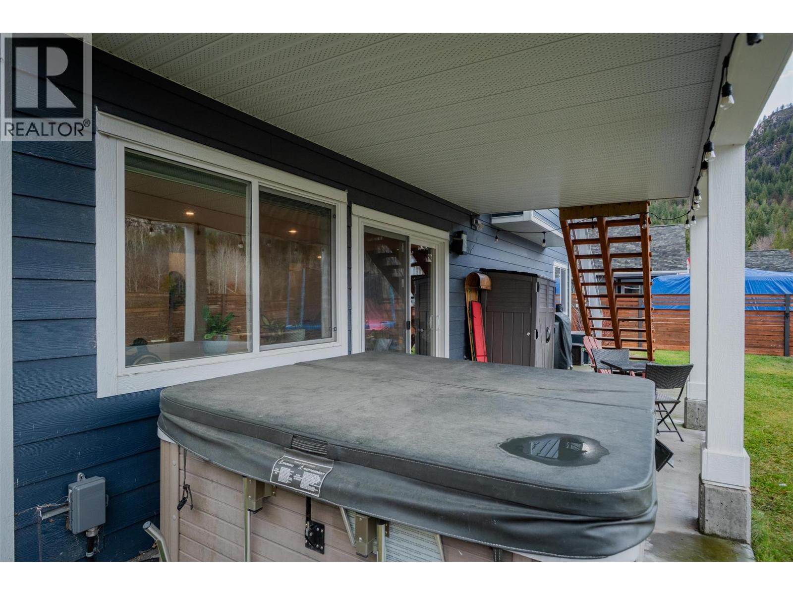 3921 Grandview Drive, Castlegar, British Columbia  V1N 4X9 - Photo 66 - 10371384