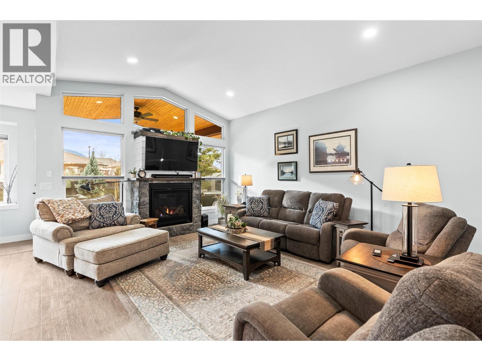 2444 York Avenue Unit# 8, Armstrong, British Columbia  V4Y 0Y3 - Photo 26 - 10370898