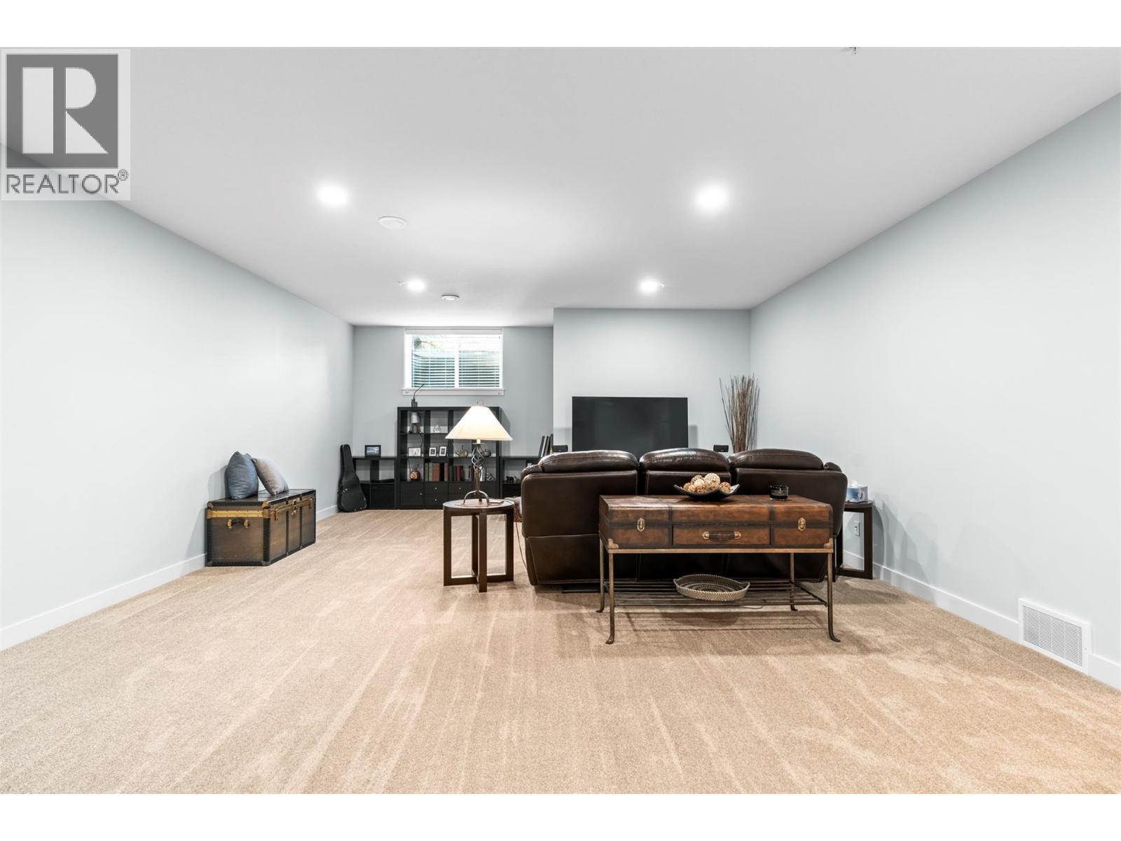 2444 York Avenue Unit# 8, Armstrong, British Columbia  V4Y 0Y3 - Photo 41 - 10370898