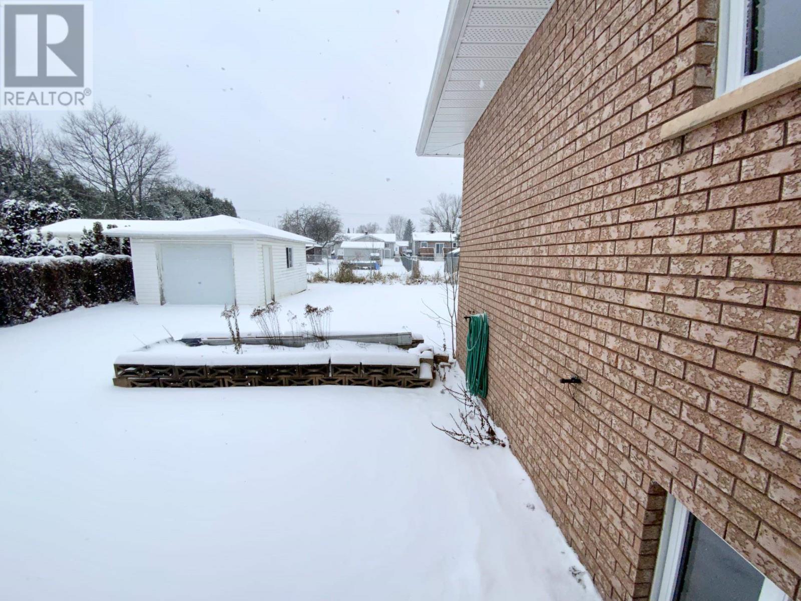 15 Fields Square, Sault Ste. Marie, Ontario  P6B 6H1 - Photo 27 - SM253413