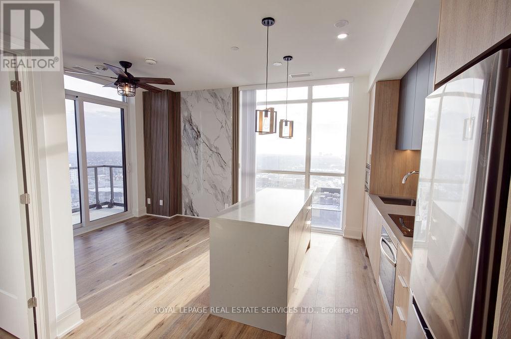 2009 - 3079 Trafalgar Road, Oakville, Ontario  L6H 8C5 - Photo 4 - W12643528