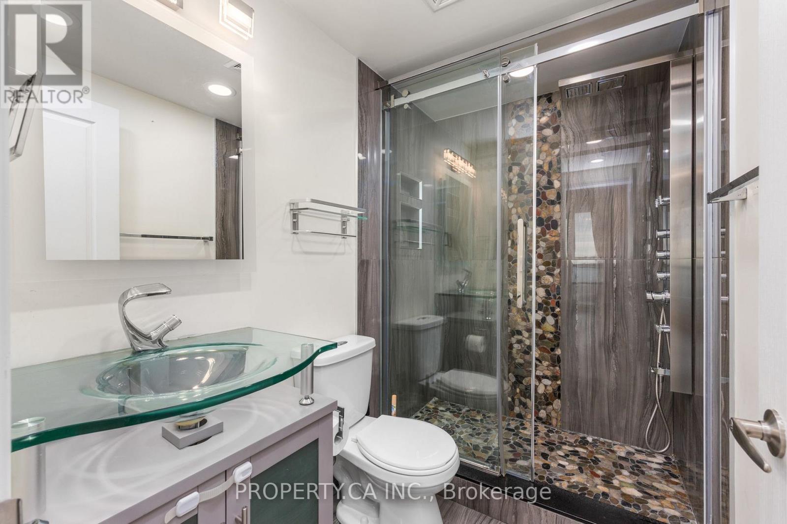 2206 - 2230 Lake Shore Boulevard W, Toronto, Ontario  M8V 0B2 - Photo 17 - W12643554