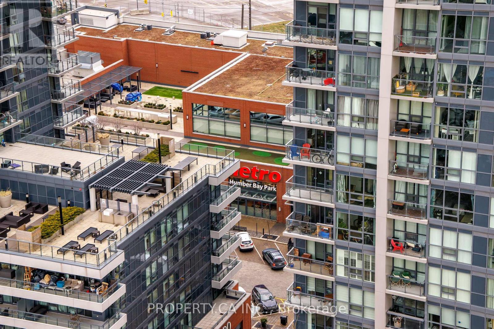 2206 - 2230 Lake Shore Boulevard W, Toronto, Ontario  M8V 0B2 - Photo 22 - W12643554