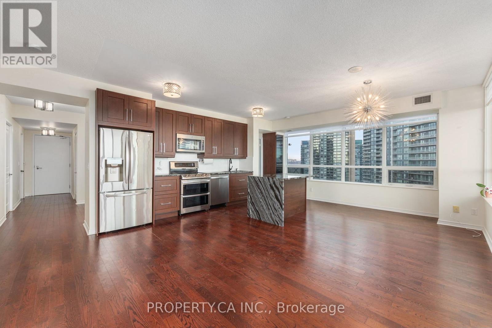 2206 - 2230 Lake Shore Boulevard W, Toronto, Ontario  M8V 0B2 - Photo 6 - W12643554