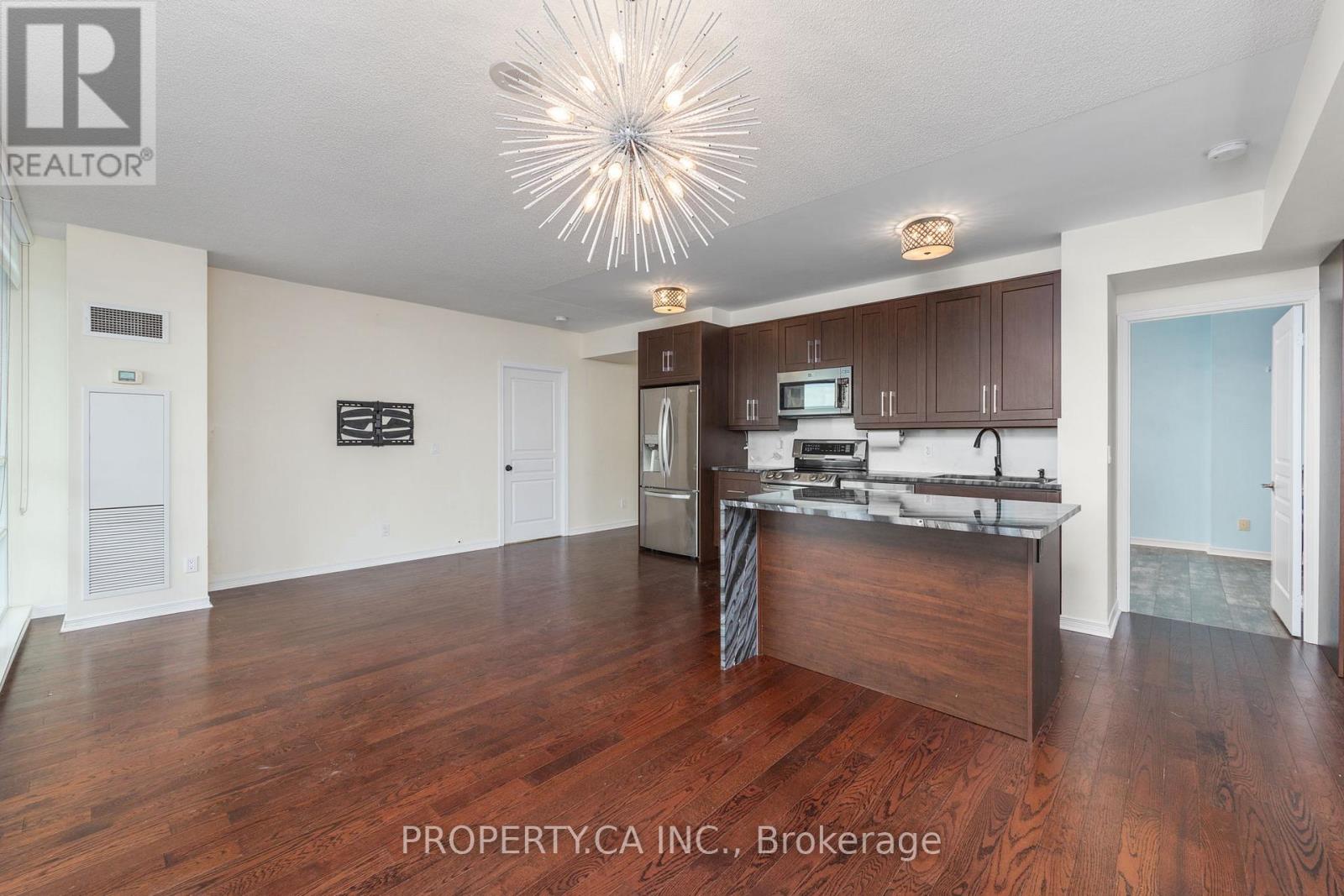 2206 - 2230 Lake Shore Boulevard W, Toronto, Ontario  M8V 0B2 - Photo 7 - W12643554