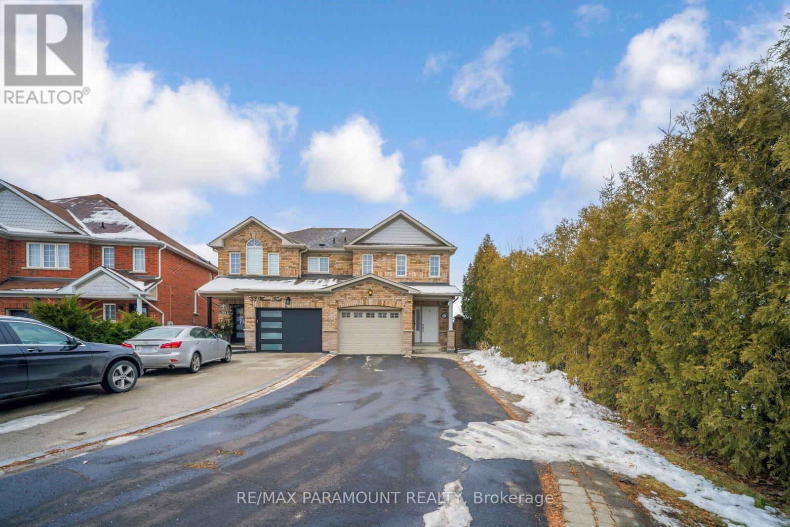 35 FLOWER TRAIL, Brampton, Ontario