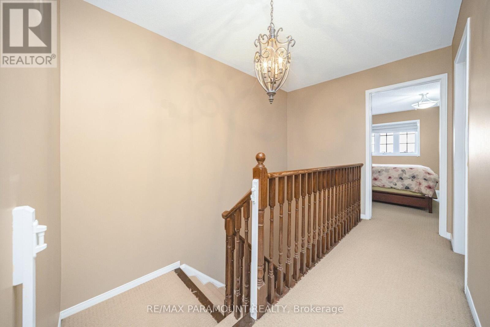 35 Flower Trail, Brampton, Ontario  L6P 1P1 - Photo 17 - W12643556