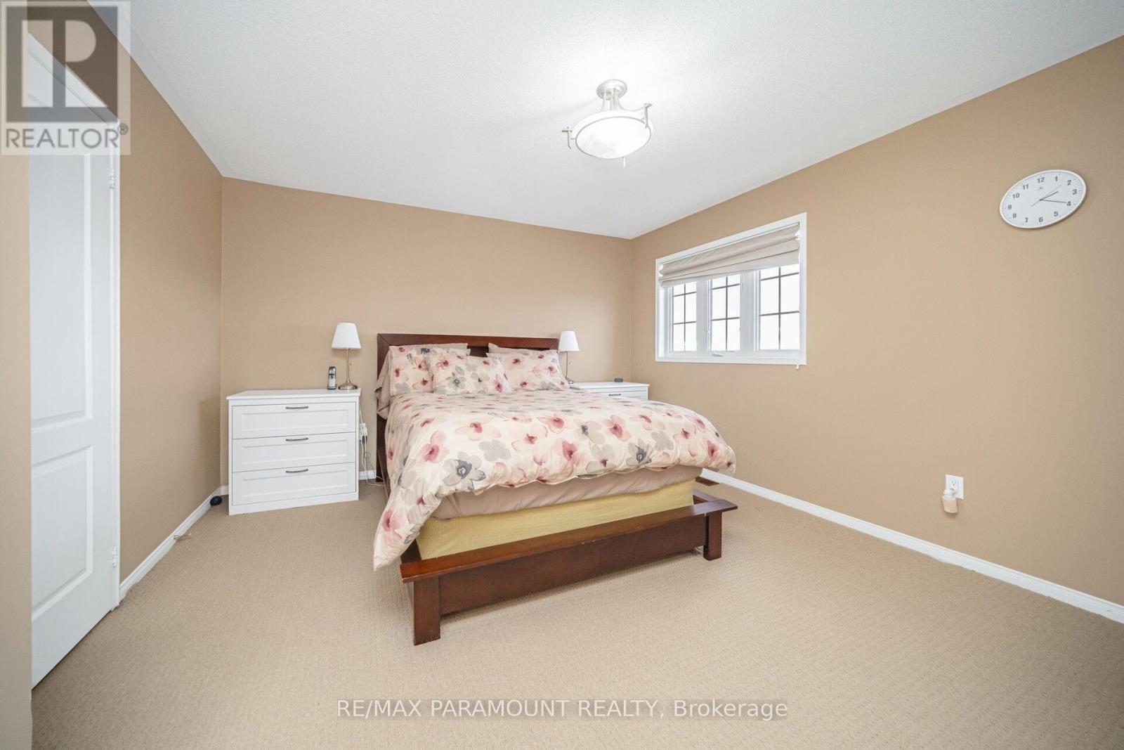 35 Flower Trail, Brampton, Ontario  L6P 1P1 - Photo 19 - W12643556