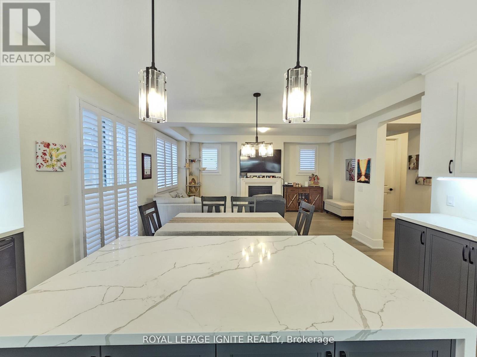 48 Duxbury Road, Brampton, Ontario  L6R 4E3 - Photo 12 - W12643562