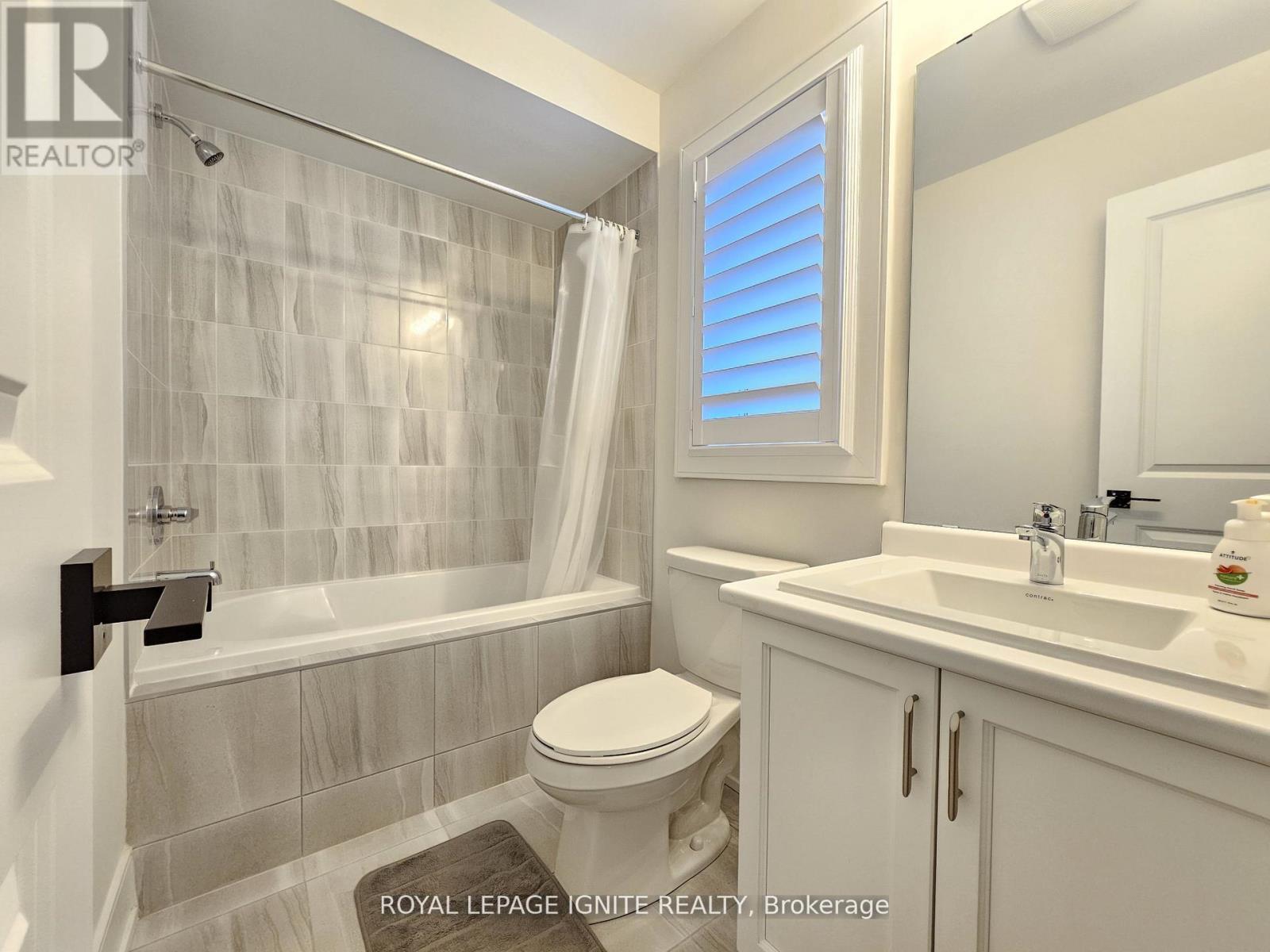 48 Duxbury Road, Brampton, Ontario  L6R 4E3 - Photo 20 - W12643562