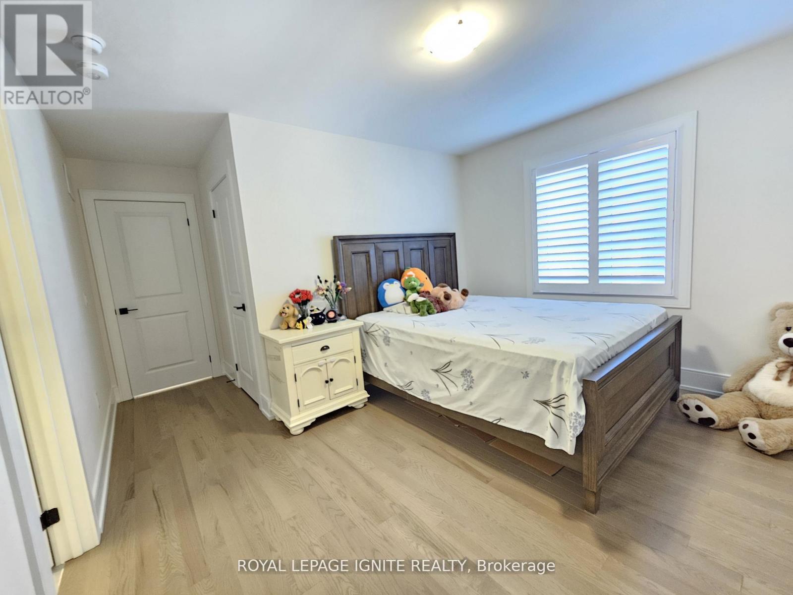 48 Duxbury Road, Brampton, Ontario  L6R 4E3 - Photo 22 - W12643562