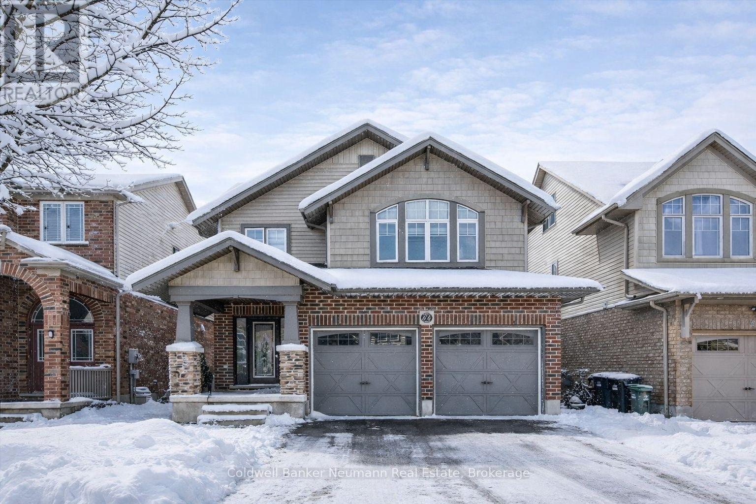64 LAUGHLAND LANE, Guelph, Ontario