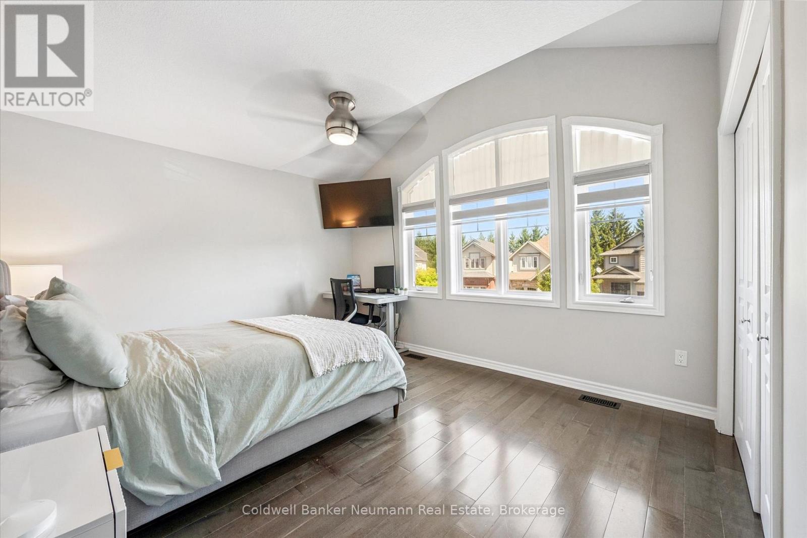 64 Laughland Lane, Guelph (Pineridge/westminster Woods), Ontario  N1L 0C6 - Photo 13 - X12643658