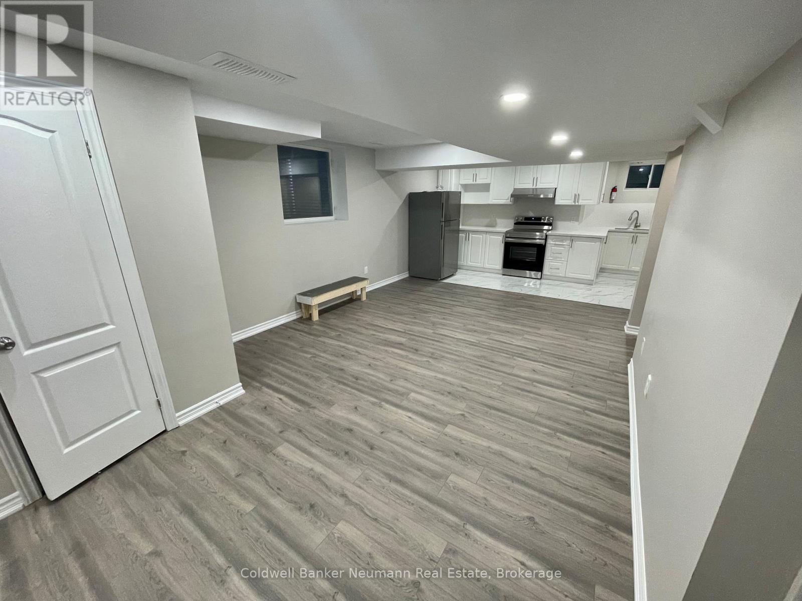 64 Laughland Lane, Guelph (Pineridge/westminster Woods), Ontario  N1L 0C6 - Photo 17 - X12643658