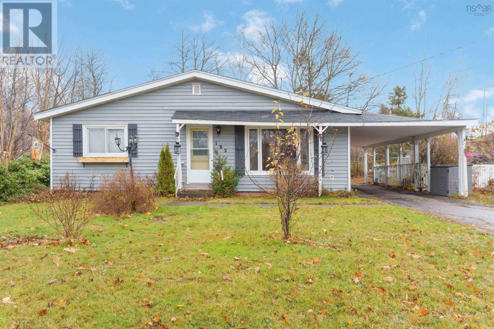 182 Canaan Avenue, Kentville, Nova Scotia