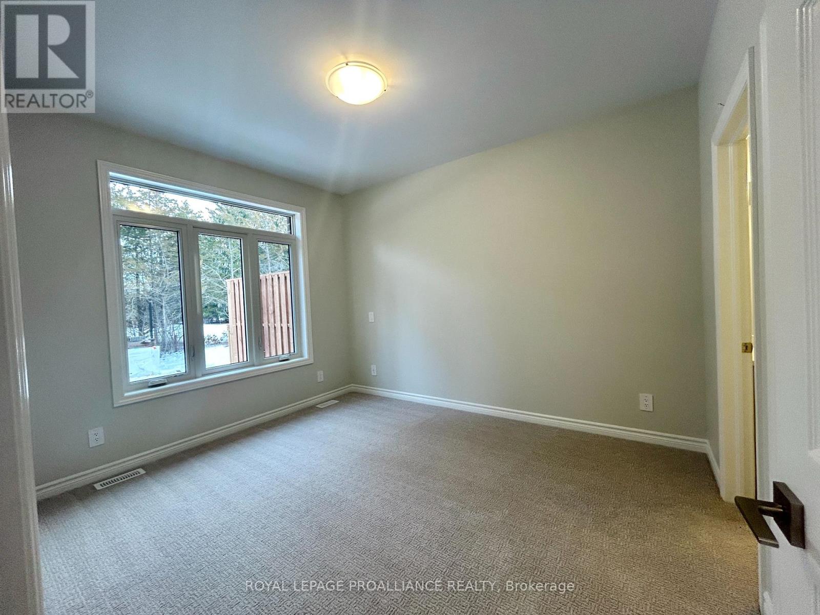 15 - 99 Cloverleaf Drive, Belleville, Ontario  K8N 4Z5 - Photo 10 - X12643628