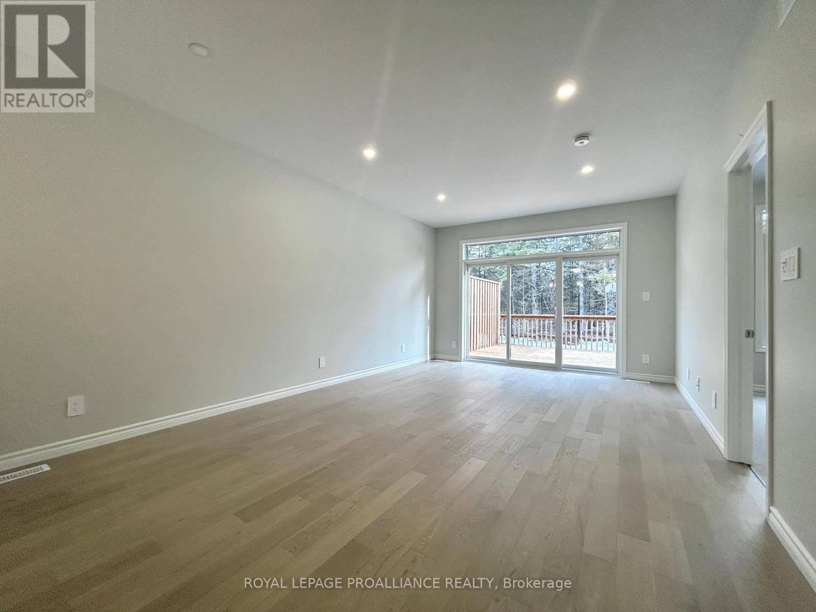 15 - 99 Cloverleaf Drive, Belleville, Ontario  K8N 4Z5 - Photo 7 - X12643628