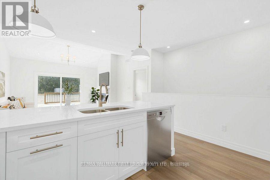 161 Pomeroy Avenue, Tweed, Ontario K0K 3J0 - Photo 14 - X12643676