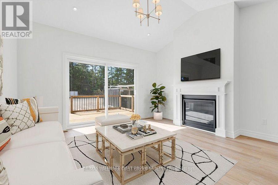 161 Pomeroy Avenue, Tweed, Ontario K0K 3J0 - Photo 6 - X12643676