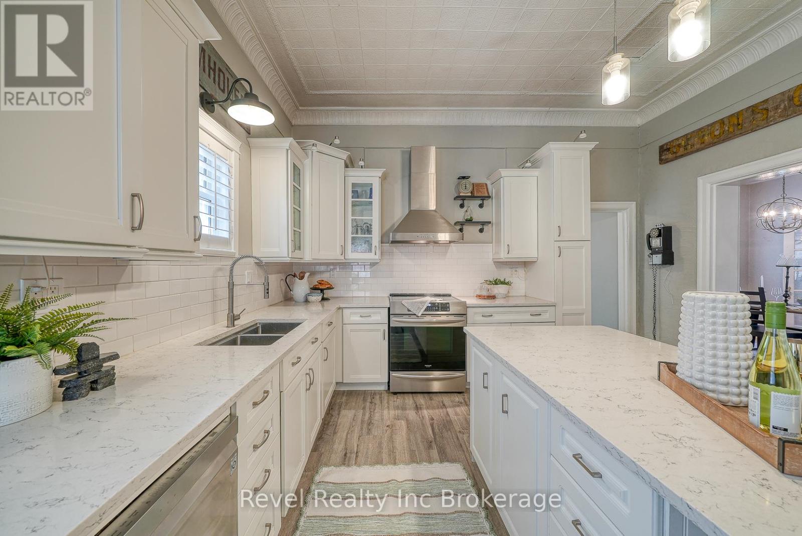 425 Ingersoll Avenue, Woodstock, Ontario  N4S 4X4 - Photo 20 - X12398188