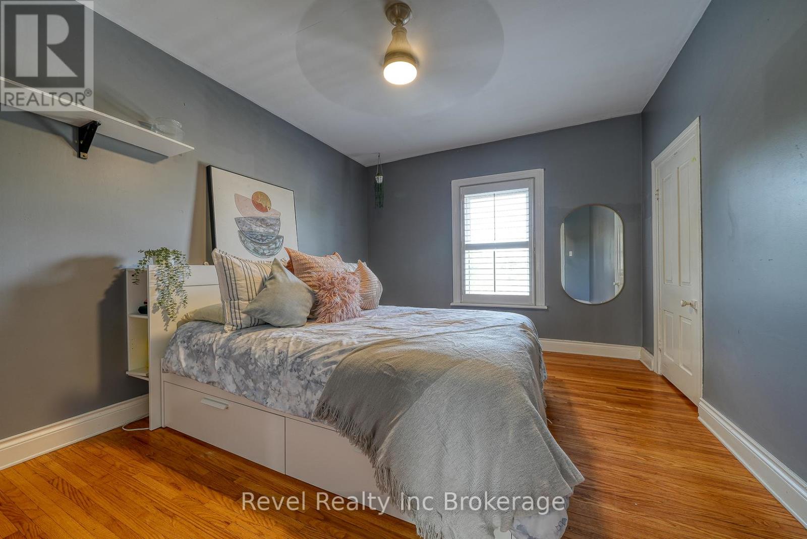 425 Ingersoll Avenue, Woodstock, Ontario  N4S 4X4 - Photo 27 - X12398188