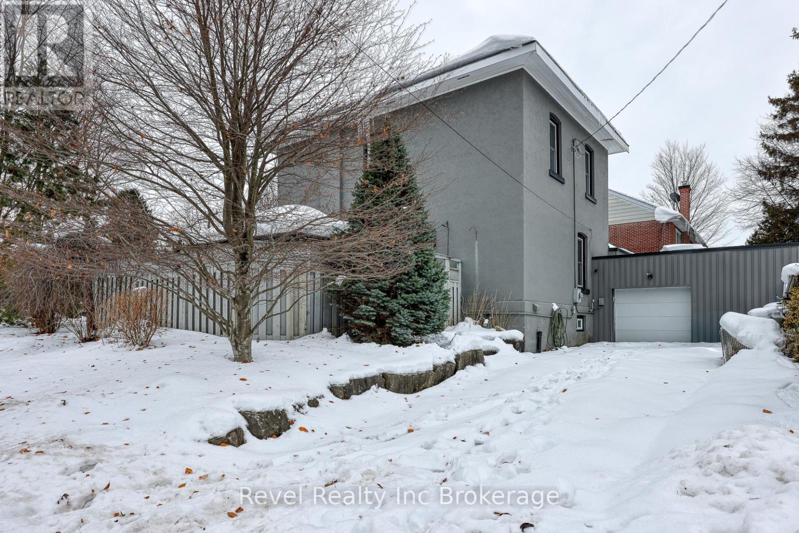 425 Ingersoll Avenue, Woodstock, Ontario  N4S 4X4 - Photo 34 - X12398188