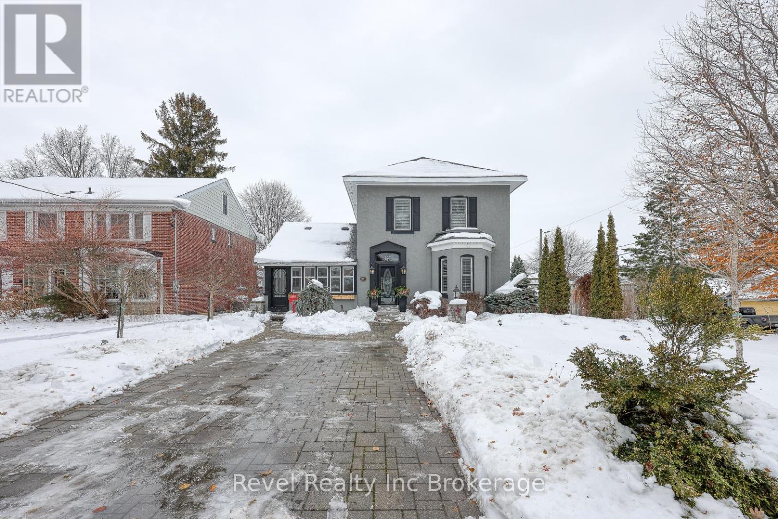 425 Ingersoll Avenue, Woodstock, Ontario  N4S 4X4 - Photo 5 - X12398188