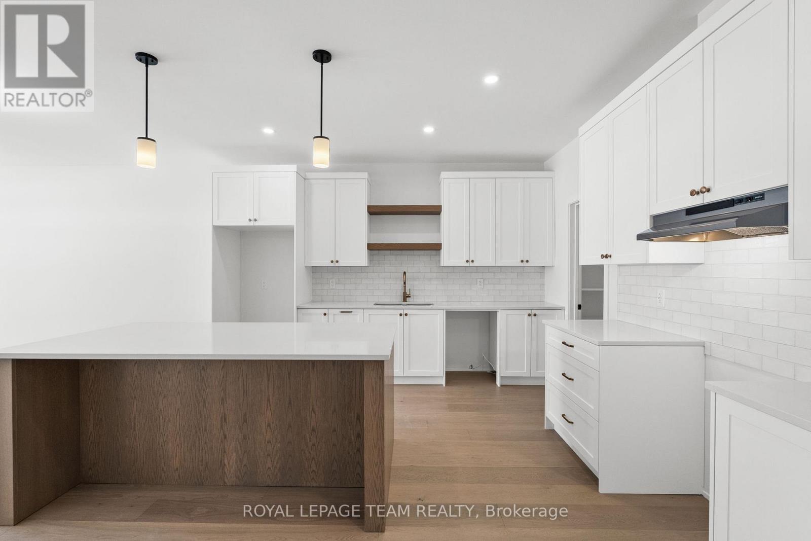 1051 Moore Street, Brockville, Ontario  K6V 0H1 - Photo 11 - X12643610