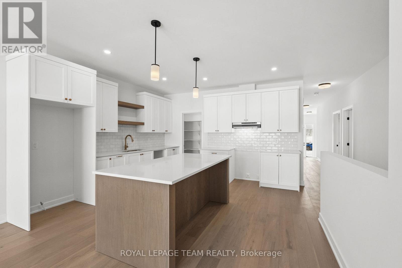 1051 Moore Street, Brockville, Ontario  K6V 0H1 - Photo 12 - X12643610