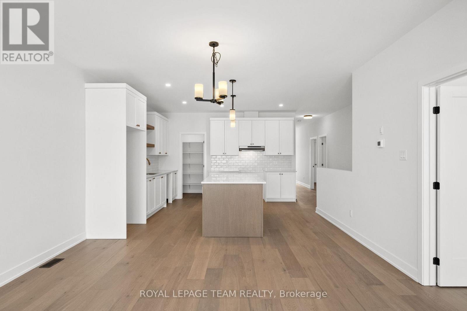 1051 Moore Street, Brockville, Ontario  K6V 0H1 - Photo 23 - X12643610