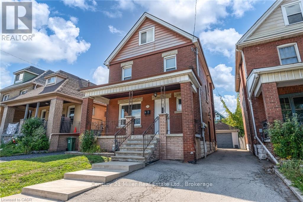 MAIN - 39 CONNAUGHT AVENUE N, Hamilton, Ontario