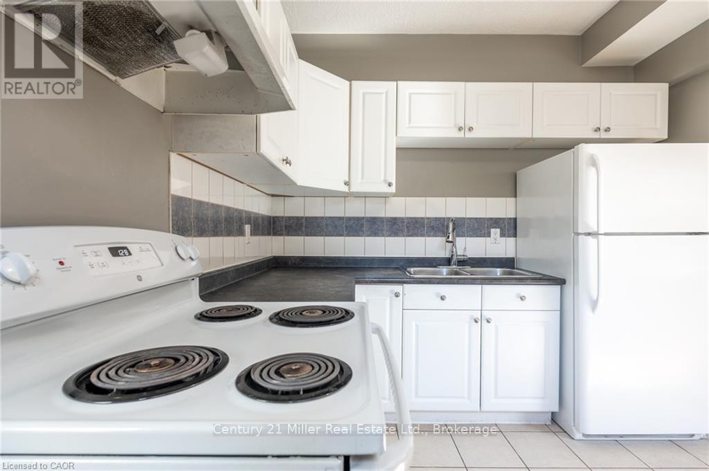 Main - 39 Connaught Avenue N, Hamilton, Ontario  L8L 6Y6 - Photo 6 - X12643648