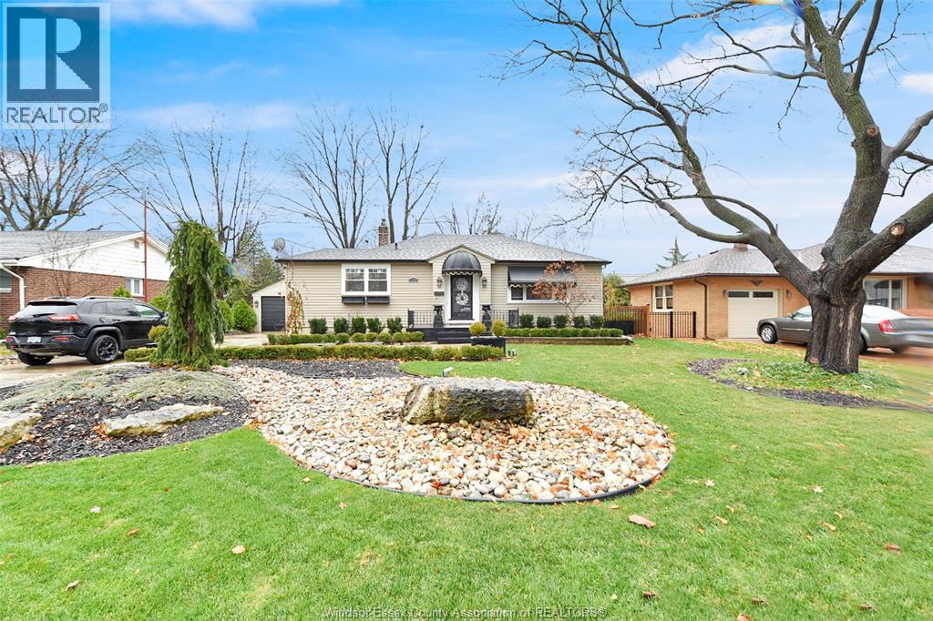 2735 MARK AVENUE, windsor, Ontario