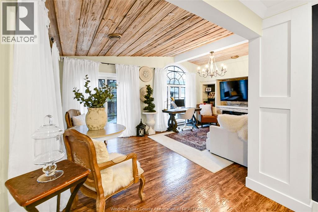 2735 Mark Avenue, Windsor, Ontario  N9E 2W4 - Photo 11 - 25031910
